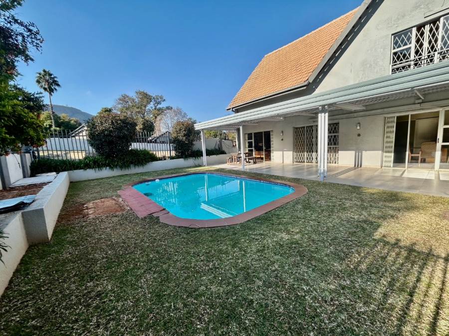 6 Bedroom Property for Sale in Schoemansville North West